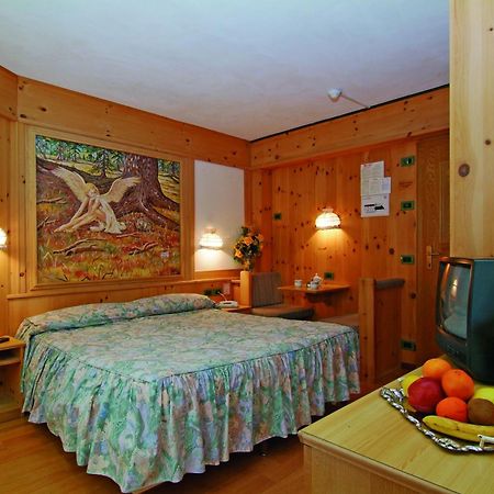 Hotel Erika Madonna Eksteriør bilde